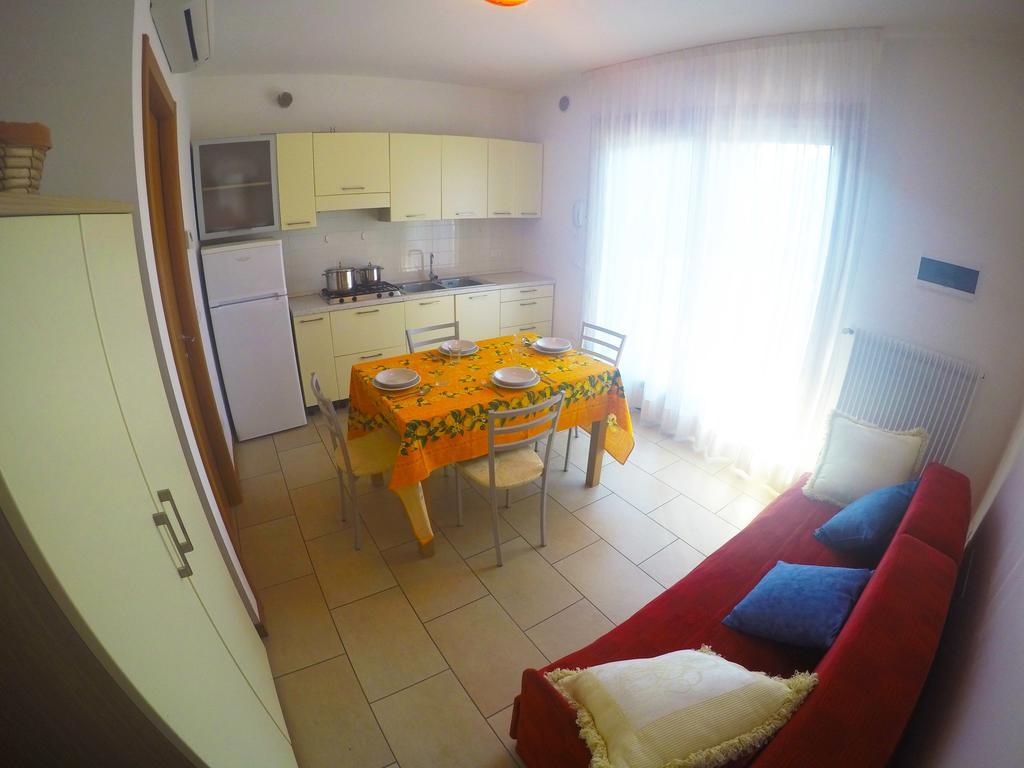 Residence Le Piramidi Caorle Exterior foto